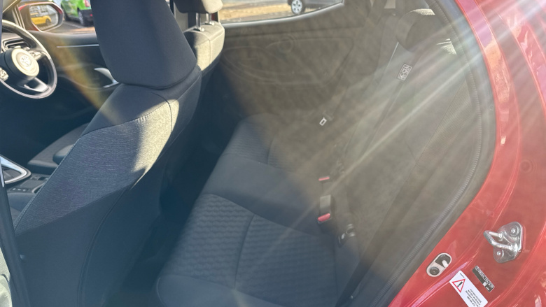 Toyota Yaris 1.5 Hybrid Icon 5dr CVT Hybrid Hatchback